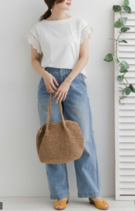 フラットサンダルの30代女性向けコーディネートに関する参考画像