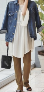 21年春 チュニックワンピースの色別コーデや組み合わせ トレンドカラーや30代レディースの着こなし方を紹介 ファッションコクシネル