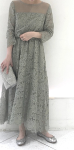 21年春 マキシ丈ワンピースの色別コーデや組み合わせ トレンドカラーや30代レディースの着こなし方を紹介 ファッションコクシネル