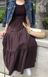 21年春 マキシ丈ワンピースの色別コーデや組み合わせ トレンドカラーや30代レディースの着こなし方を紹介 ファッションコクシネル