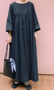 21年春 マキシ丈ワンピースの色別コーデや組み合わせ トレンドカラーや30代レディースの着こなし方を紹介 ファッションコクシネル