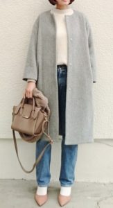 グレーの30代女性向けスプリングコートに関する参考画像