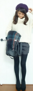 ショートパンツとバレエシューズのコーデに関する参考画像