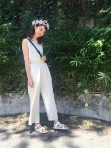 2020夏向けラバーサンダル白・ホワイトコーデに関する参考画像