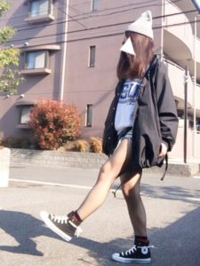 21年春 レディースショートパンツの人気色別コーデや組み合わせ トレンドや30代女性向けの合わせ方