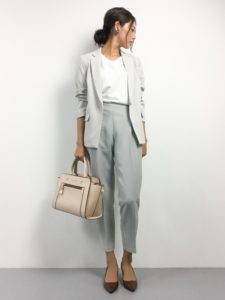 21年夏 レディースサマージャケットの人気色別コーデや組み合わせ トレンドや30代女性向けの合わせ方 21年夏 レディースサマージャケットの人気色別コーデや組み合わせ トレンドや30代女性向けの合わせ方