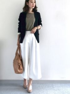 21年夏 レディースジャケットの人気色別コーデや合わせ方 トレンドや30代女性向けの組み合わせ ファッションコクシネル