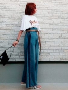 2020夏向けシャワーサンダル青・ブルーコーデに関する参考画像