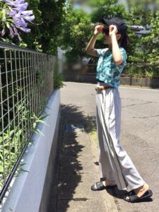 2020夏向けシャワーサンダル緑・グリーンコーデに関する参考画像