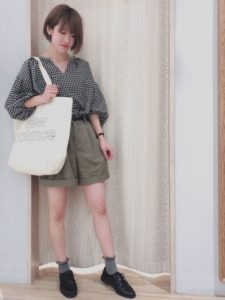 緑 グリーン カーキのレディースショートパンツ人気コーデ 30代女性のトレンドやブランドを紹介