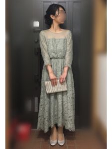 年夏 マキシ丈ワンピースの人気色別コーデや組み合わせ トレンドや30代女性向けの合わせ方 ファッションコクシネル