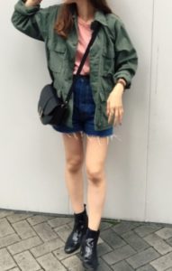 ダメージショートパンツのコーデに関する参考画像