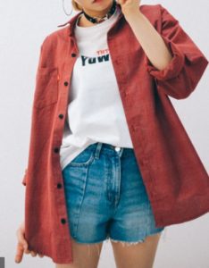 ダメージショートパンツのコーデに関する参考画像