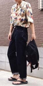 アロハシャツの夏コーデに関する参考画像