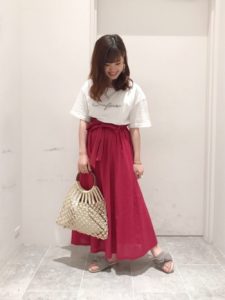 2020夏向けジュートサンダルグレーコーデに関する参考画像