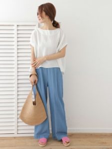 2020夏向けジュートサンダルピンクコーデに関する参考画像