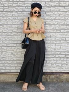2020夏向けジュートサンダルベージュコーデに関する参考画像