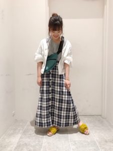 2020夏向けジュートサンダル黄色・イエローコーデに関する参考画像