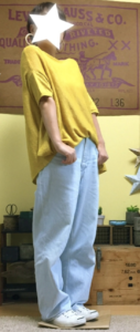 サマーニットの春夏コーデに関する参考画像