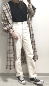 カットソーの春コーデに関する参考画像