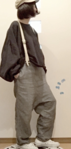 サルエルパンツの春向けコーデに関する参考画像