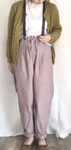 サルエルパンツの春向けコーデに関する参考画像