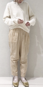 サルエルパンツの春向けコーデに関する参考画像