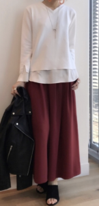 クロップドパンツの春向けコーデに関する参考画像