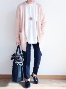 2021年冬】カシミアカーディガンの30代レディース向け色別流行コーデ 
