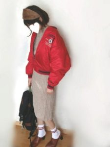 21年秋 スタジャンの30代レディース向け色別流行コーデ 女性のおすすめ着こなし方 ファッションコクシネル