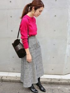 21年秋 ケーブルニットの30代レディース向け色別流行コーデ 女性のおすすめ着こなし方 ファッションコクシネル