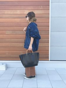 21年秋 レザートートバッグの30代レディース向け流行コーデ 女性のおすすめ着こなし方 ファッションコクシネル