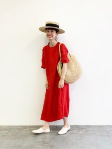 21年夏 ロングワンピースの人気色別コーデや組み合わせ トレンドや30代女性向けの合わせ方 ファッションコクシネル