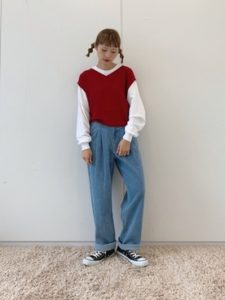 21年秋 ニットベストの30代レディース向け色別流行コーデ 女性のおすすめ着こなし方 ファッションコクシネル