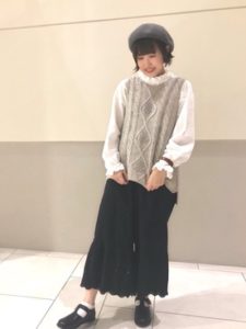 21年秋 ガウチョパンツの30代レディース向け色別流行コーデ 女性のおすすめ着こなし方 ファッションコクシネル