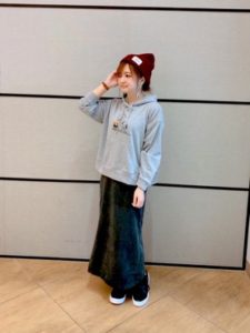 21年秋 ニット帽 キャップの30代レディース向け色別流行コーデ 女性のおすすめ着こなし方 ファッションコクシネル