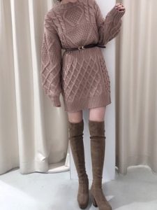 21年秋 ニーハイブーツの30代レディース向け色別流行コーデ 女性のおすすめ着こなし方 ファッションコクシネル