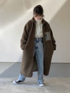 【2020年冬】タートルニットの30代レディース向け色別流行コーデの参考画像