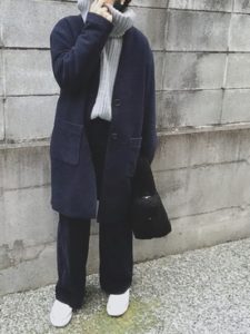 【2020年秋】ノーカラーコートの30代レディース向け色別流行コーデの参考画像