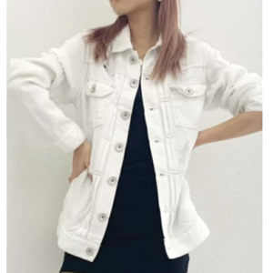 M愛すべき人がいてで安斉かれんさんが着用しているジャケットブランドの参考画像