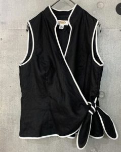 美食探偵で小池栄子が着用しているトップスブランドの参考画像