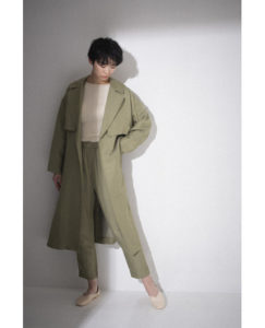 ハケンの品格で山本舞香さんが着用しているコートブランドの参考画像