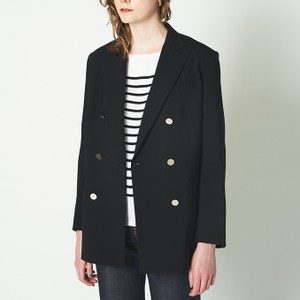 この恋あたためますかで石橋静河さんが着用しているジャケットブランドの参考画像