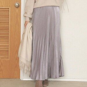 俺の家の話で戸田恵梨香さんが着用しているスカートブランドの参考画像
